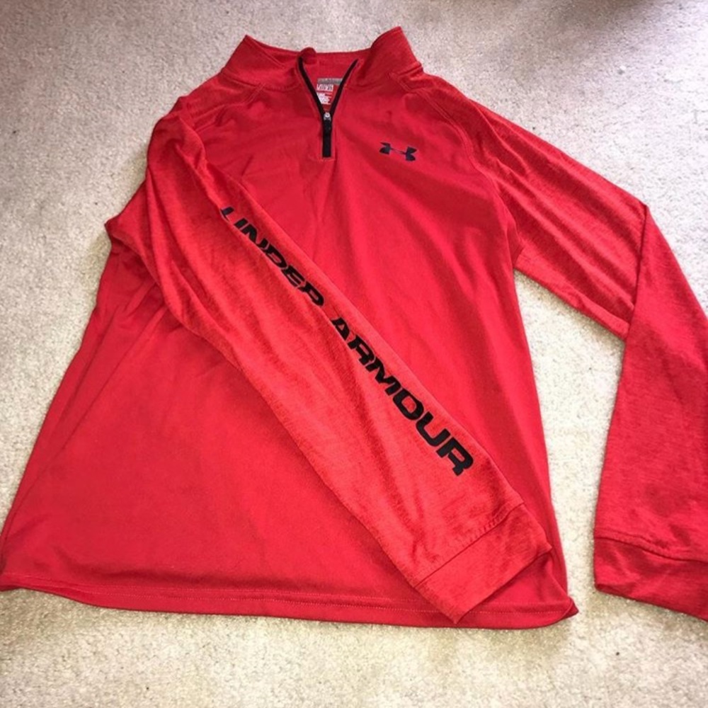 Under Armour pull over